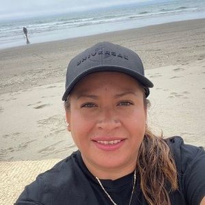 Meet your Posher, Natividad